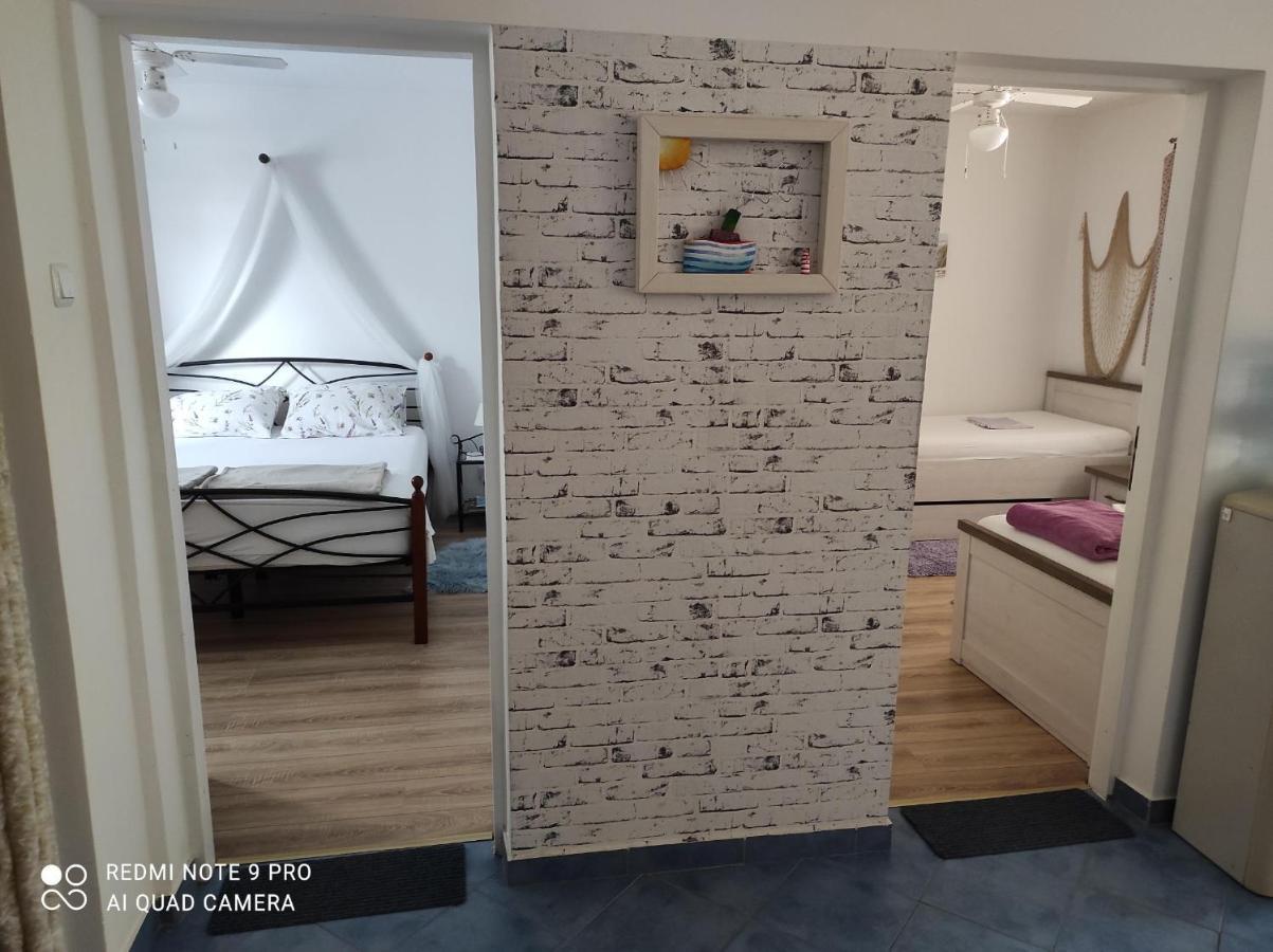 Apartment House Vir-To-All Εξωτερικό φωτογραφία
