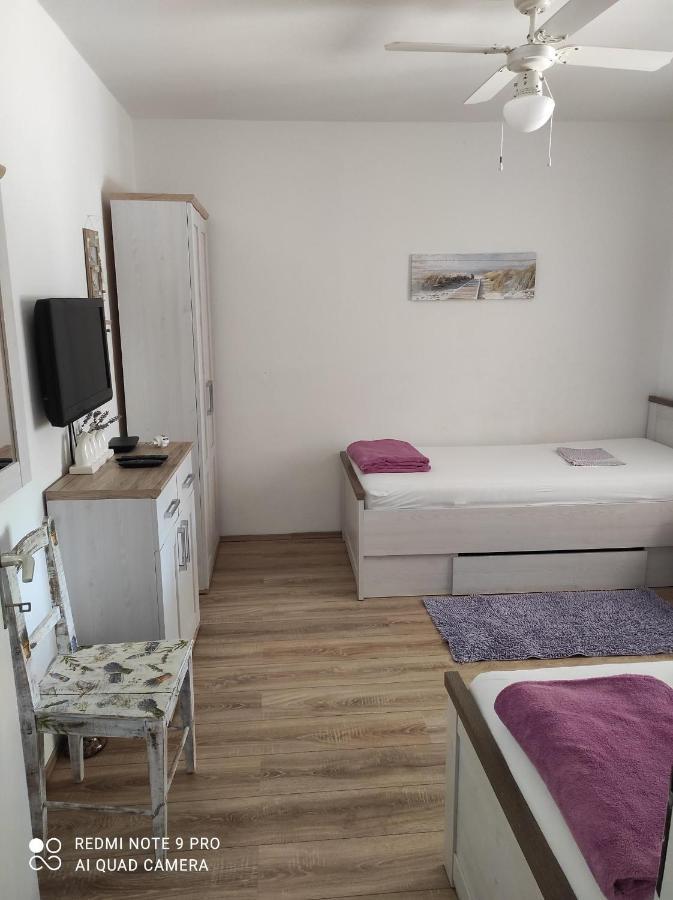 Apartment House Vir-To-All Εξωτερικό φωτογραφία