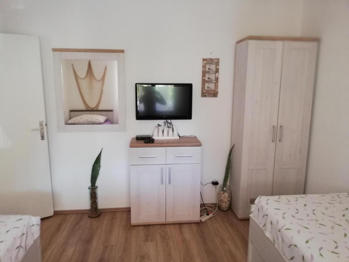 Apartment House Vir-To-All Εξωτερικό φωτογραφία